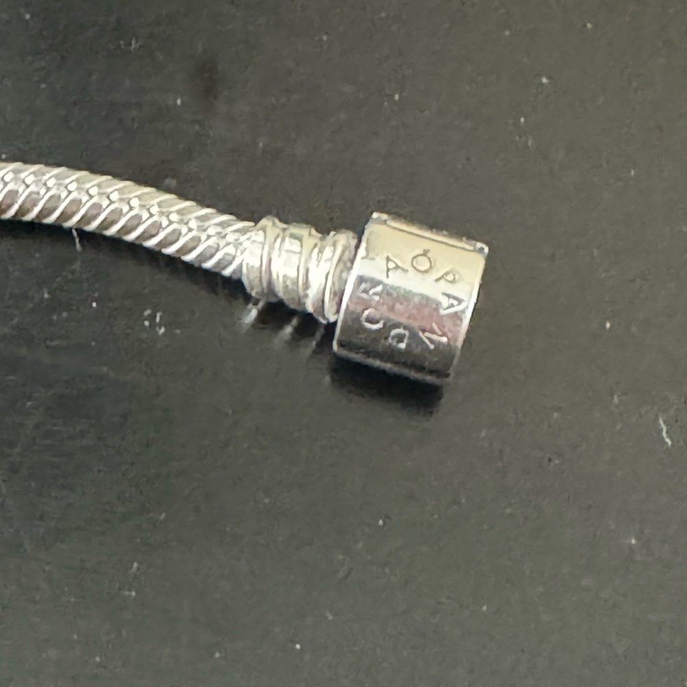 Pandora charm bracelet size 7.1 - Picture 2 of 2